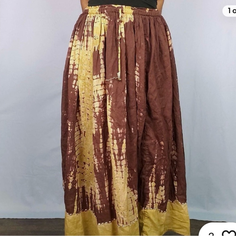 Women’s boho skirt never worn.